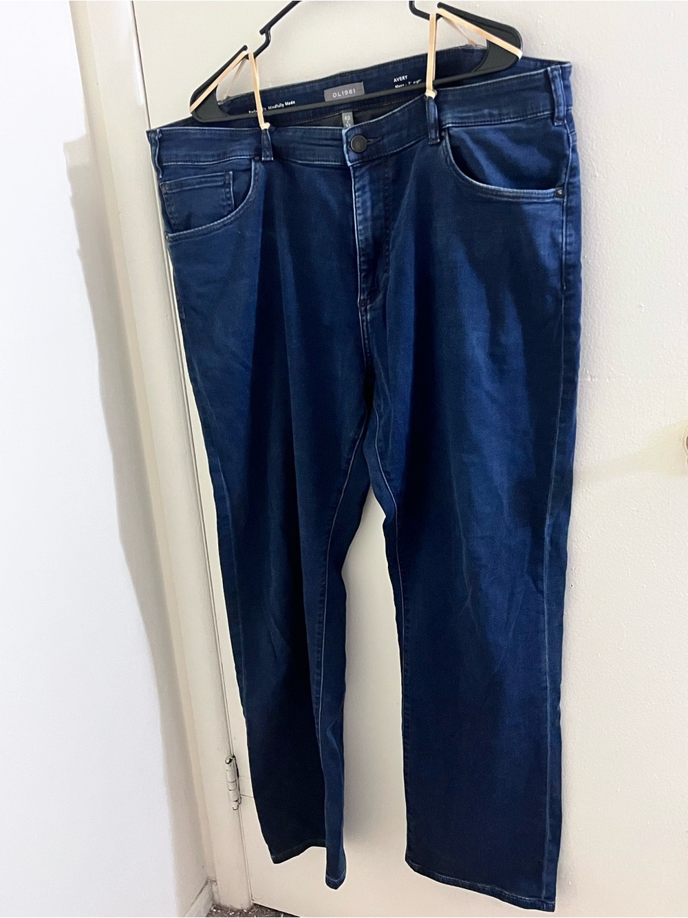 DL1961 Avery Modern Straight 40x32 Social Blue Stretch Denim Jeans